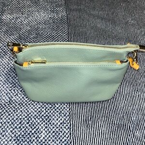 Like new. Divina Firenze Purse. Excellent condition!